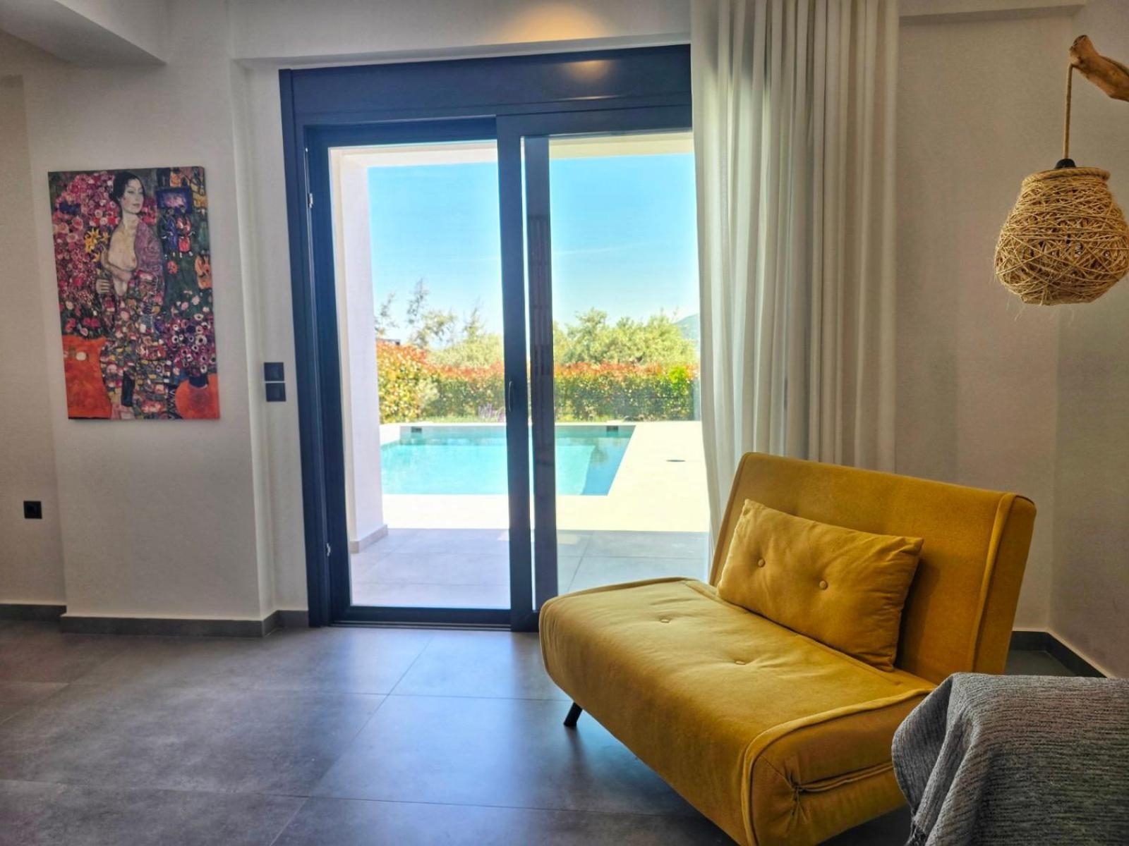 Nemesis Luxury Villas Apolpaina Exteriör bild